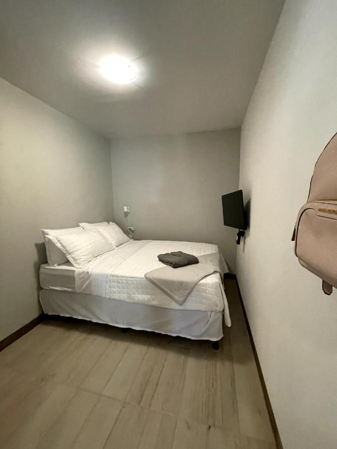 Hotel Nina'S - Juan Santamaria Alajuela Exterior foto